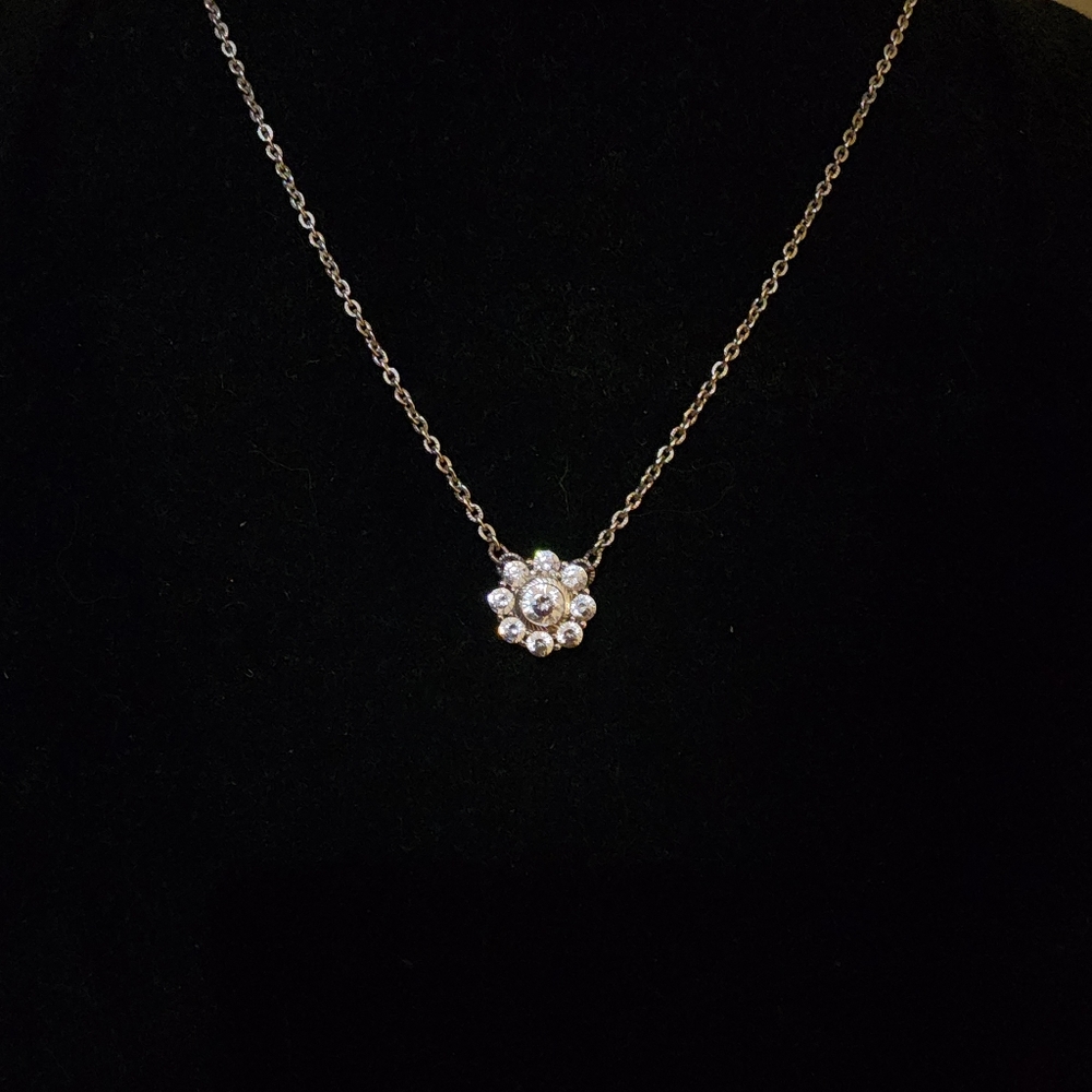 NIB Judith Ripka Flower Necklace - Picture 4 of 8